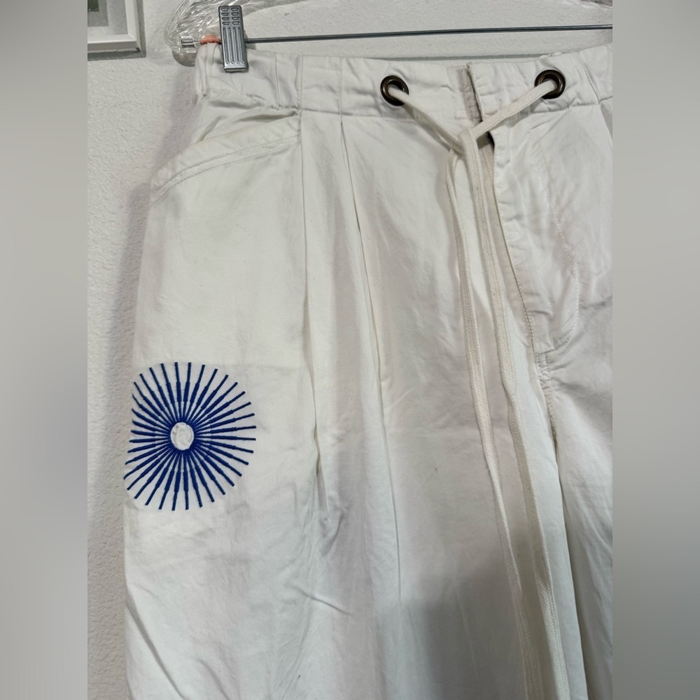 Anthropologie Pilcro The Slacker Embroidered Parachute Pants medium - Picture 4 of 7